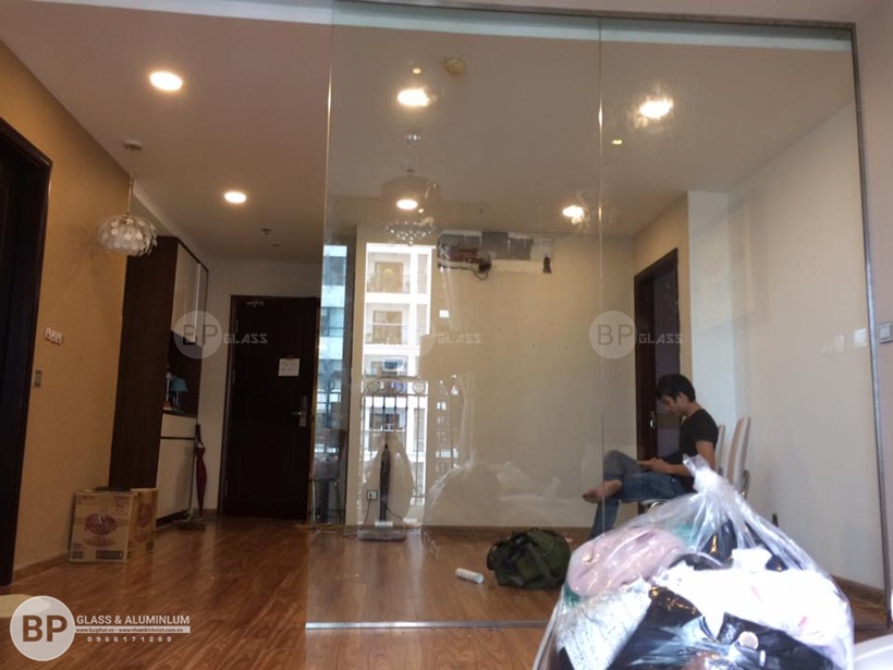 Lắp vách ngăn kính văn phòng Anh Hải T3 Timecity